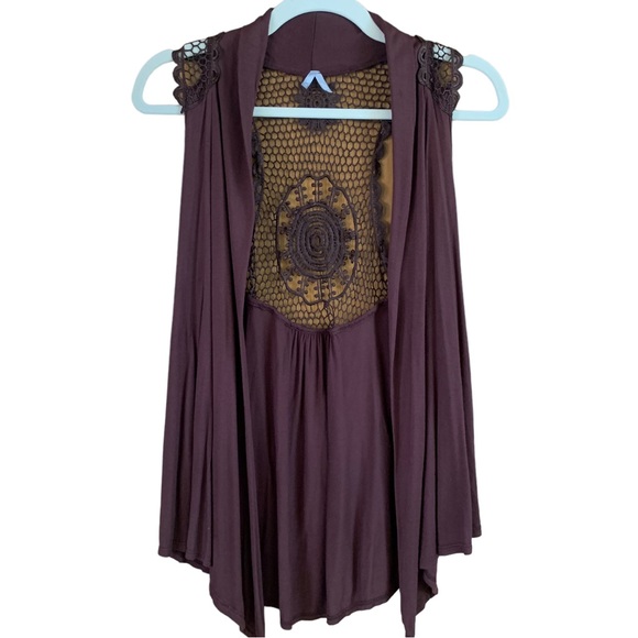 Max Rave Other - MAX RAVE Sleeveless Open Cardigan Crochet Embroidered Back 2 Available colors